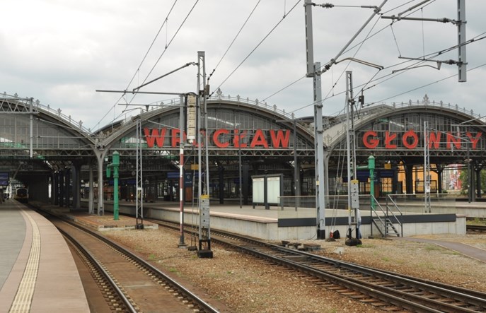 Koleje Dolnośląskie z umową, PolRegio wciąż bez. Będzie strajk?