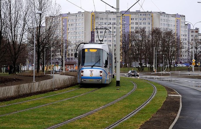 W Toruniu powstaje tramwaj na trawie. Cichszy i bezpieczniejszy