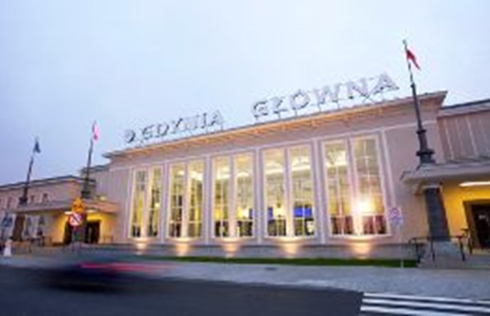 Gdynia Główna pełna książek