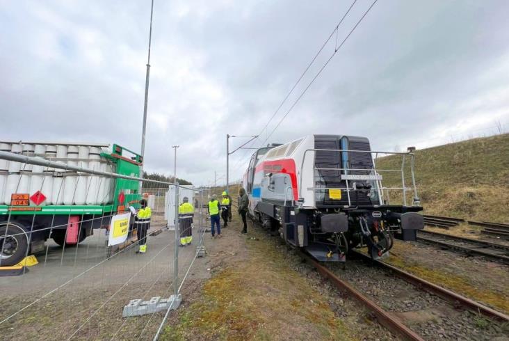Tak Pesa tankuje wodór Tak Pesa tankuje wodór