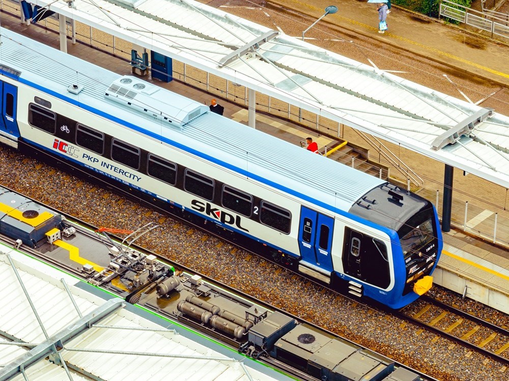MI: Start pociągów Warszawa – Łomża uzależniony od dostaw taboru