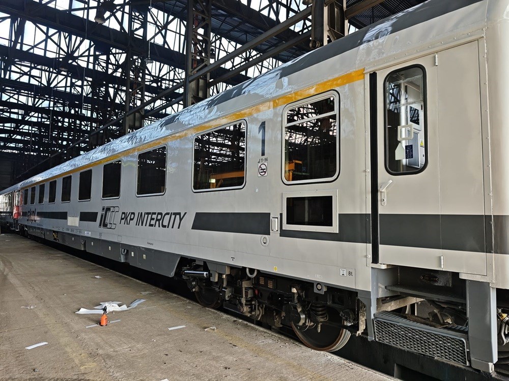 PKP Intercity. Ile niemieckich wagonów już jeździ?