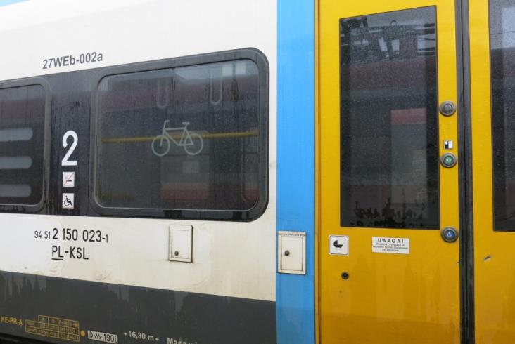 Koleje Śląskie zamierzają ograniczyć wybryki pseudokibiców Koleje Śląskie zamierzają ograniczyć wybryki pseudokibiców