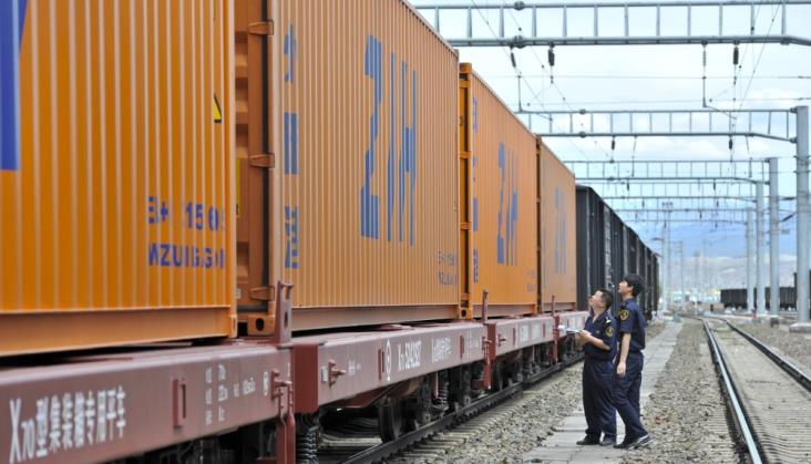 Chiny mocno wspierają transport towarów koleją. Również do Łodzi