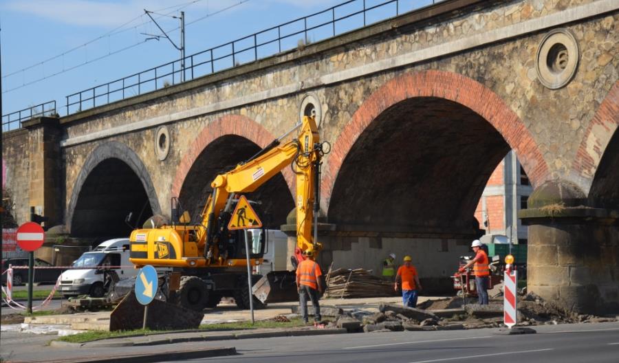 Kraków: Przygotowania do przebudowy wiaduktów na Grzegórzeckiej [zdjęcia]