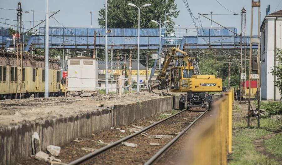 PLK: Prace na E20 trwają [zdjęcia]