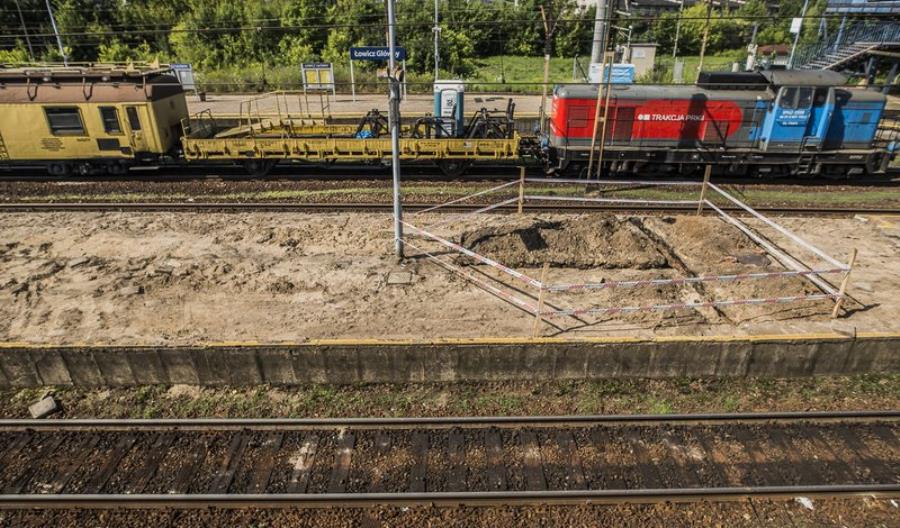 PLK: Prace na E20 trwają [zdjęcia]