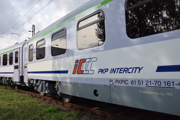 FPS przekazał pierwsze wagony 144A PKP Intercity [zdjęcia]