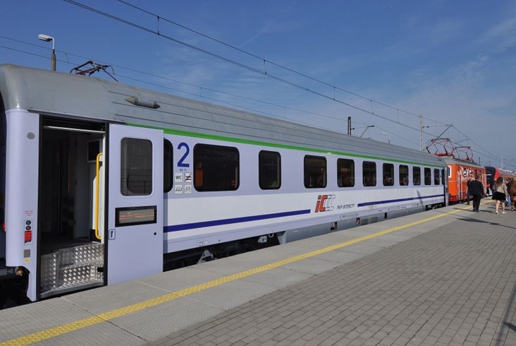 PKP Intercity pokazały na Trako zmodernizowane wagony [zdjęcia]