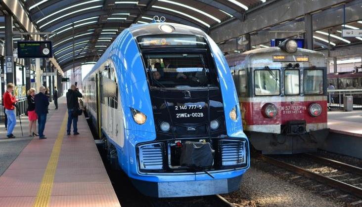 Koleje Śląskie chcą jeszcze więcej Elfów 2. Po opcji - zamówienie uzupełniające