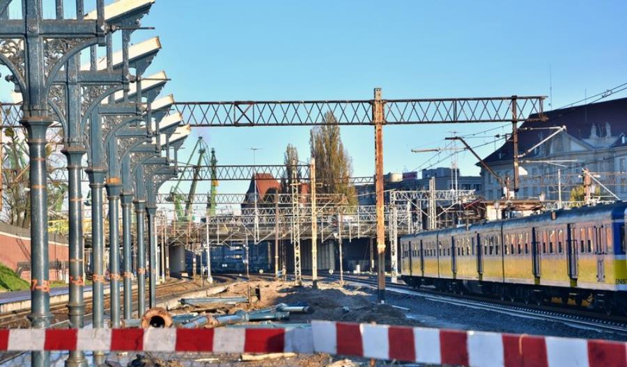 Trwają prace na stacji kolejowej Gdańsk Główny [zdjęcia]  