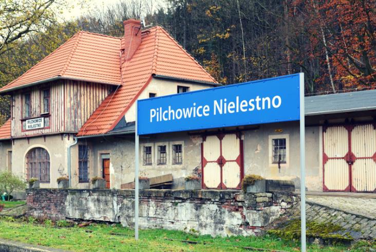Kolej Doliny Bobru powróci? Będzie próbny przejazd motorakiem [zdjęcia]