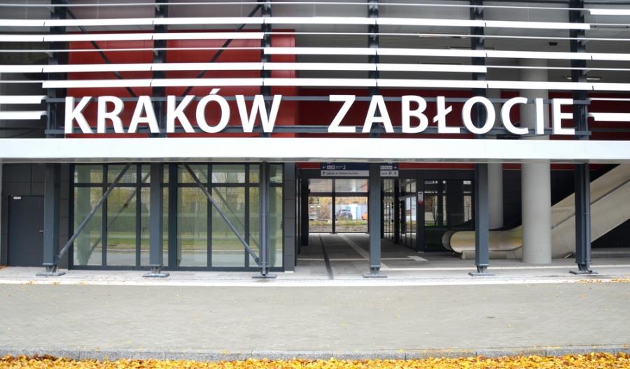 Kraków Zabłocie i Kraków Podgórze – za 20 dni podróżni wsiądą do pociągów [zdjęcia]