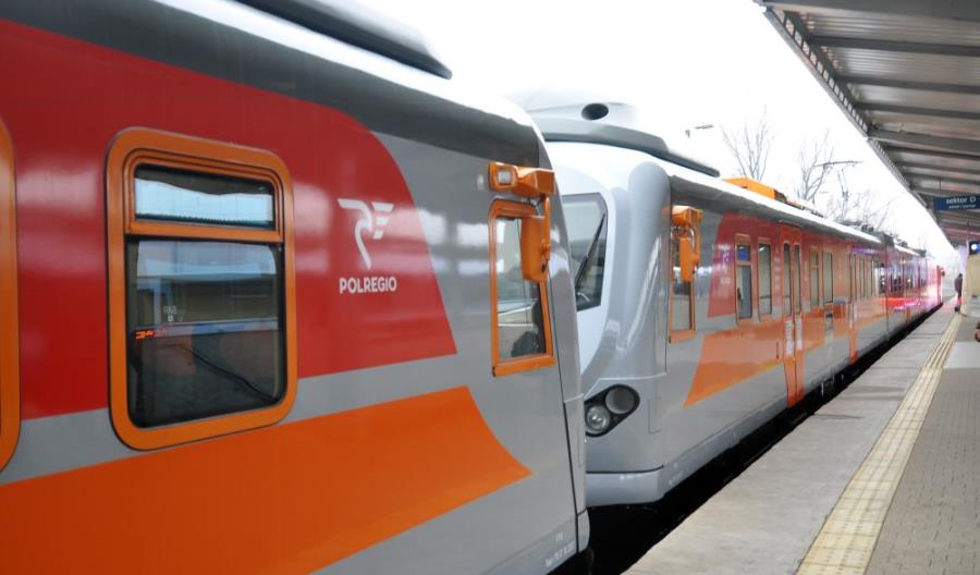 Pierwsze Feniksy przekazane PolRegio