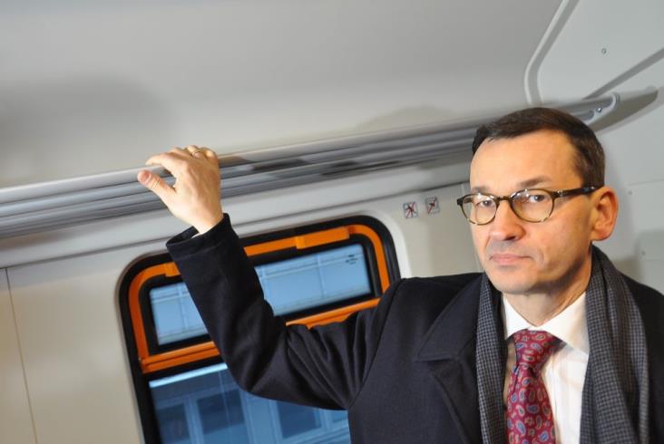 Morawiecki: Na wymianę całego taboru PR trzeba trochę poczekać Morawiecki: Na wymianę całego taboru PR trzeba trochę poczekać