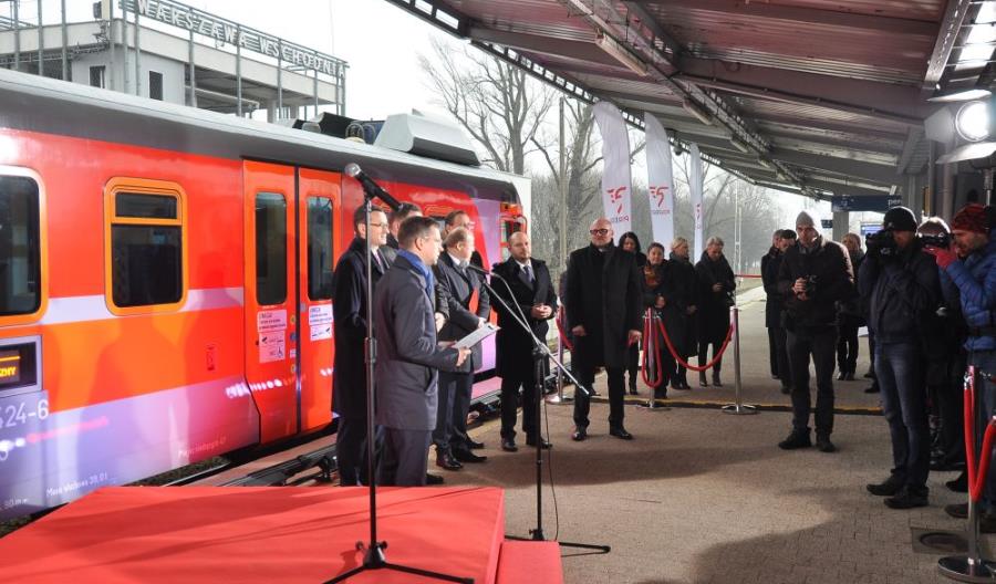 Pierwsze Feniksy przekazane PolRegio