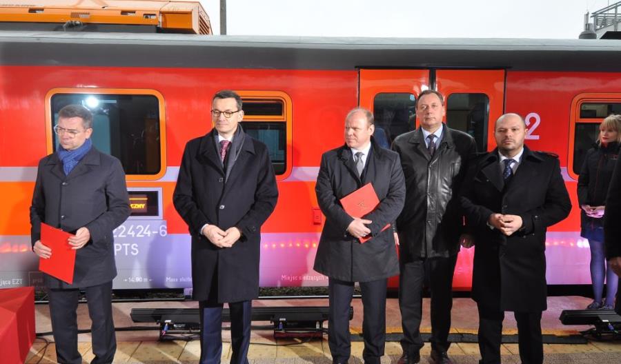 Pierwsze Feniksy przekazane PolRegio