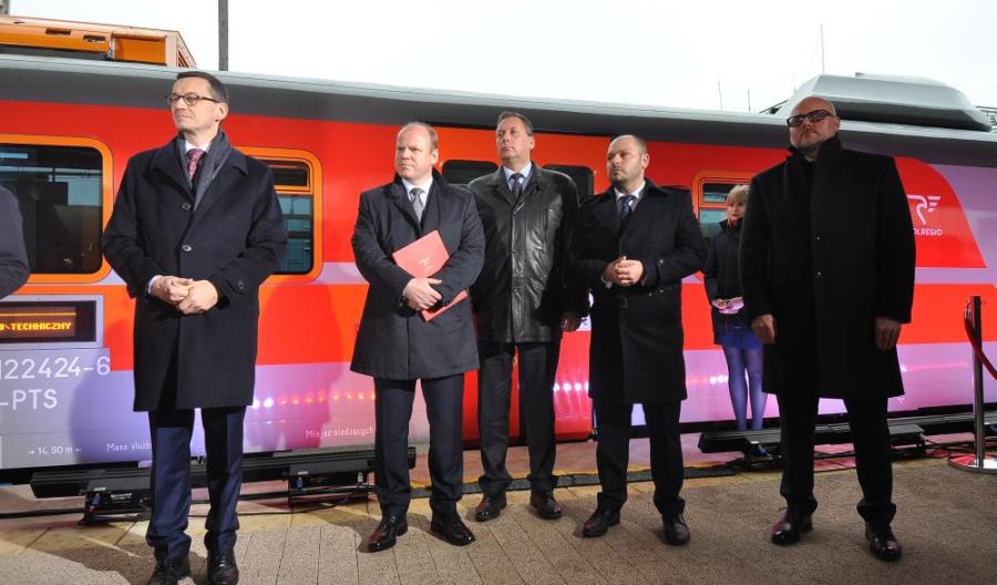 Pierwsze Feniksy przekazane PolRegio