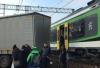 Wypadek w Piastowie. Pociąg KM uderzył w ciężarówkę [zdjęcia]