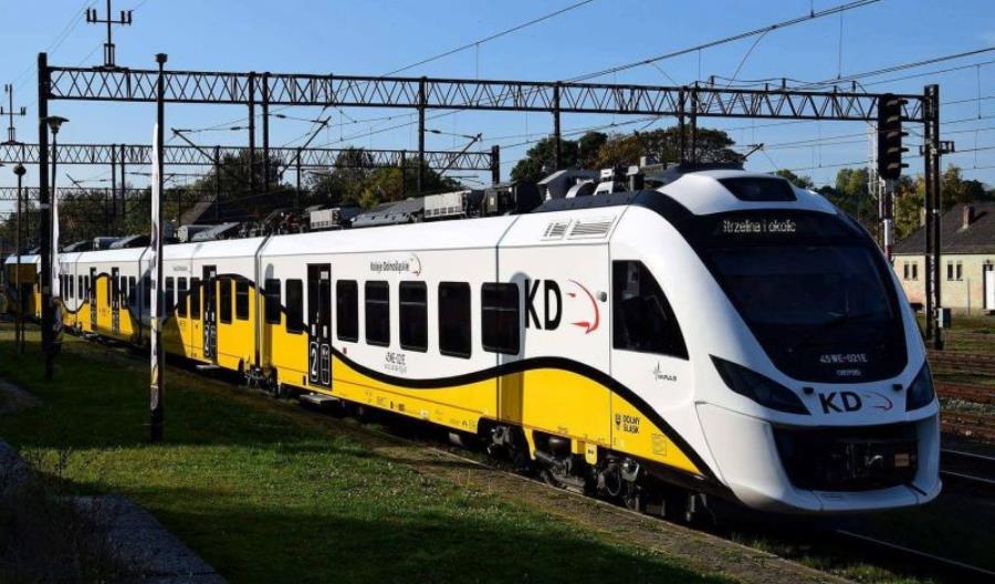 Koleje Dolnośląskie uruchomiły aż 272 pociągi specjalne [aktualizacja]