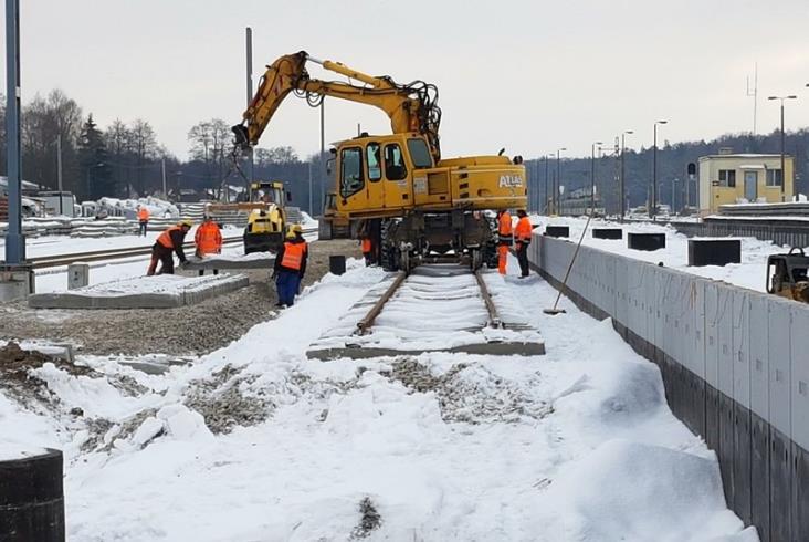 Trwa modernizacja linii nr 7. Zmienia się stacja Pilawa Trwa modernizacja linii nr 7. Zmienia się stacja Pilawa