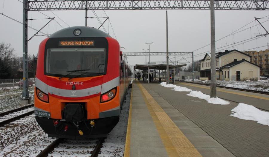 Polregio zaprezentowało zmodernizowane EN57Ald w Łukowie i w Olsztynie