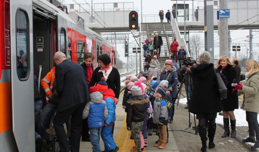 Polregio zaprezentowało zmodernizowane EN57Ald w Łukowie i w Olsztynie