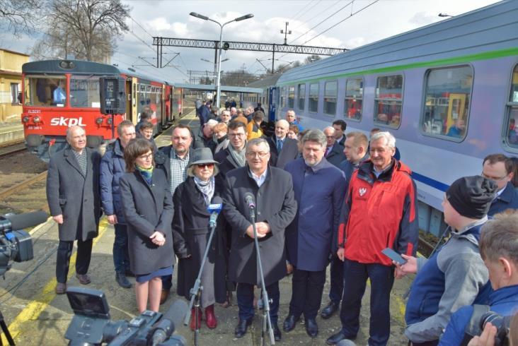 SKPL zadowolone ze startu połączeń do Zagórza SKPL zadowolone ze startu połączeń do Zagórza