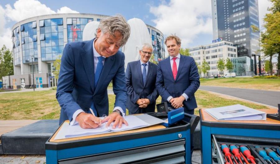 Stadler z długoterminowym kontraktem na serwis i utrzymanie 69 pociągów holenderskiej Arrivy 