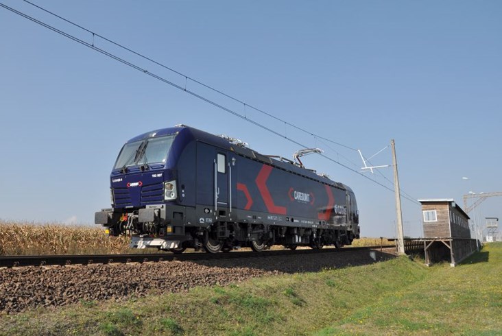 Nowa wielosystemowa lokomotywa Vectron we flocie Cargounit