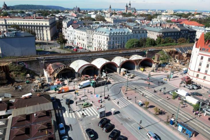 PLK: Wiadukt w Krakowie poszerzony PLK: Wiadukt w Krakowie poszerzony