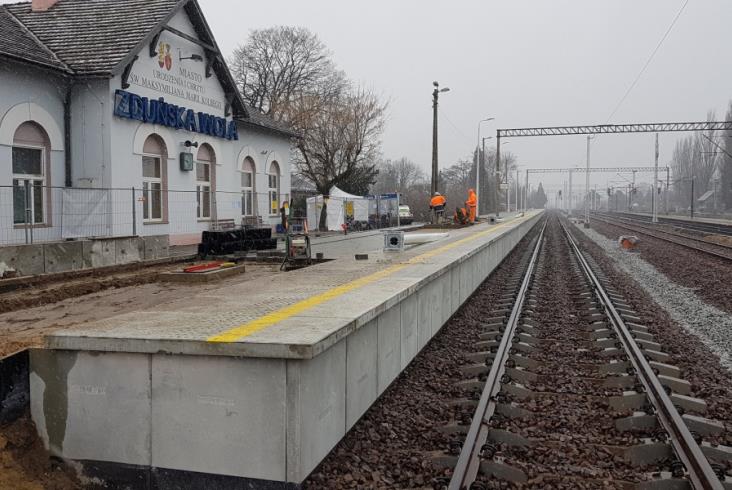 Pierwsze efekty inwestycji między Zduńską Wolą a Łaskiem Pierwsze efekty inwestycji między Zduńską Wolą a Łaskiem