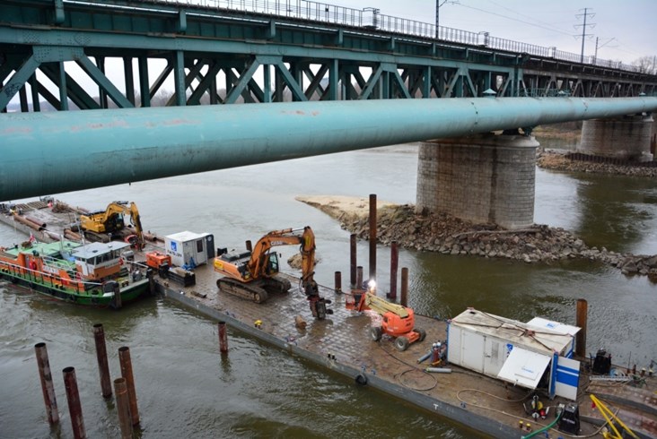 Most Gdański. Trwa demontaż 9 starych przęseł [zdjęcia]