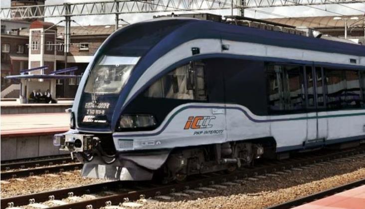 PKP Intercity zaakceptowało ofertę Pesy na modernizację ED74. Umowa w czerwcu
