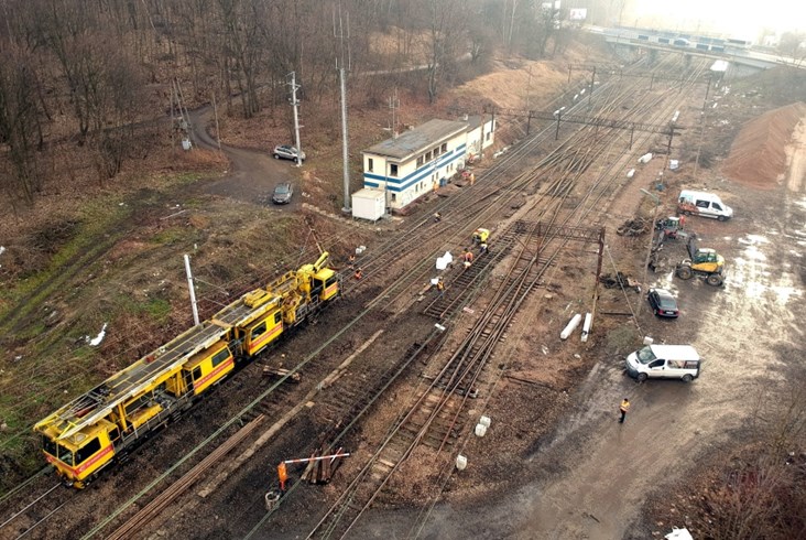 Nowe przystanki powstają na linii z Krakowa do Skawiny [zdjęcia]
