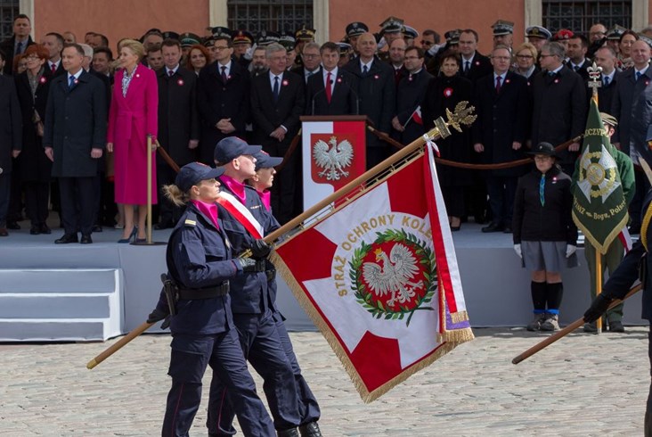 Straż Ochrony Kolei defilowała 3 maja [zdjęcia]