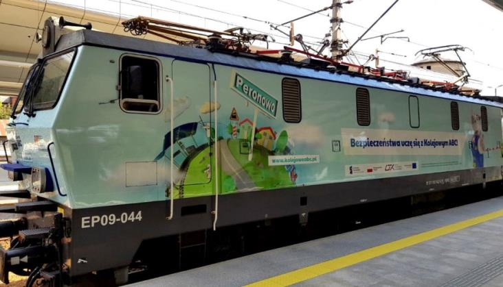 Lokomotywa Kampanii Kolejowe ABC ruszyła w podróż po Polsce