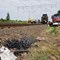 Zbąszyń: Parowóz po wykolejeniu już rozłączony [nowe zdjęcia]
