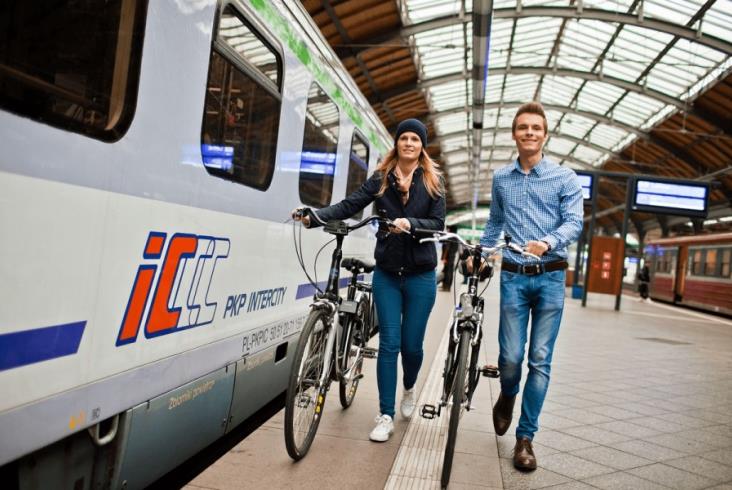Specjalna oferta PKP Intercity dla rowerzystów Specjalna oferta PKP Intercity dla rowerzystów