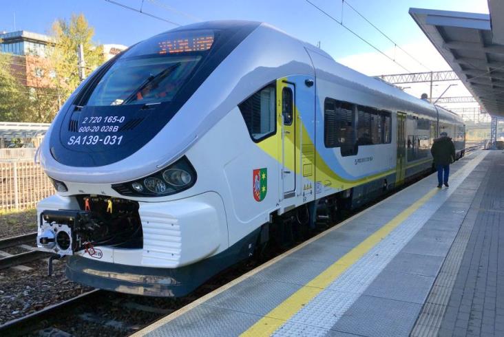 Pociągi zamiast kar. Pierwszy z dodatkowych Linków dla lubuskiego wyjechał na tory Pociągi zamiast kar. Pierwszy z dodatkowych Linków dla lubuskiego wyjechał na tory