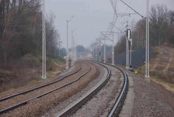 Trwają prace na linii nr 7 między Puławami a Lublinem Trwają prace na linii nr 7 między Puławami a Lublinem