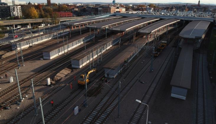 Zmiany w kursowaniu pociągów w Krakowie. Rozpoczyna się montaż systemu srk