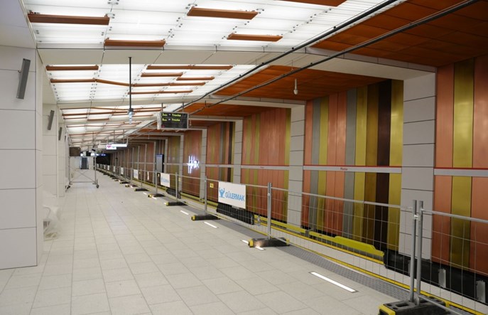 Metro na Wolę: Nowe stacje w odbiorach. Płocka robi wrażenie [zdjęcia ...