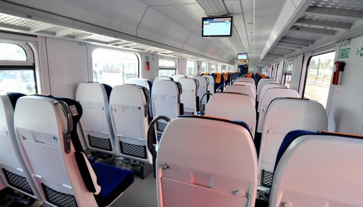 Adamczyk: Będą ograniczenia liczby pociągów PKP Intercity z powodu epidemii koronawirusa