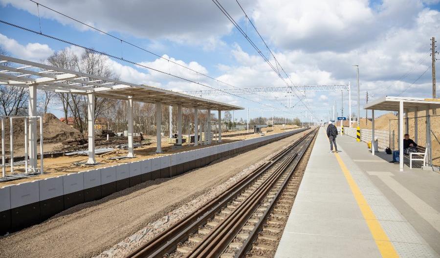 PLK rozszerza projekt modernizacji linii nr 8. Powstanie nowy przystanek Warka Miasto