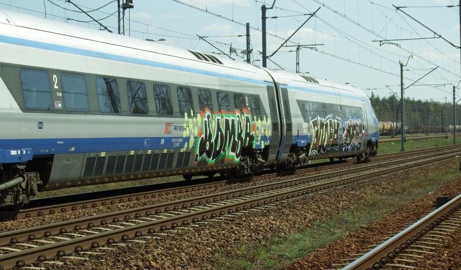 Pendolino wróciło do Polski po wypadku w Niemczech [zdjęcia]