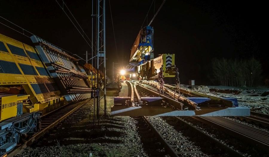 Nowoczesne rozjazdy krzyżowe na Łódzkim Węźle Kolejowym