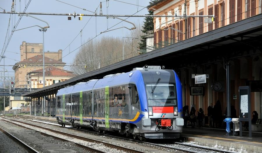 Kolejne spalinowe zespoły trakcyjne Pesy w drodze na Białoruś i Sardynię