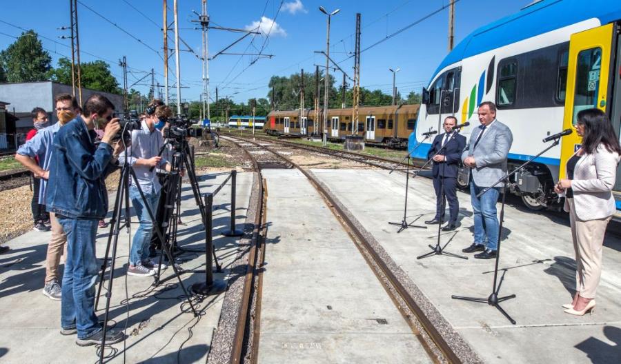 Śląskie prezentuje ostatniego Elfa i zapowiada kolejny przetarg taborowy [zdjęcia]