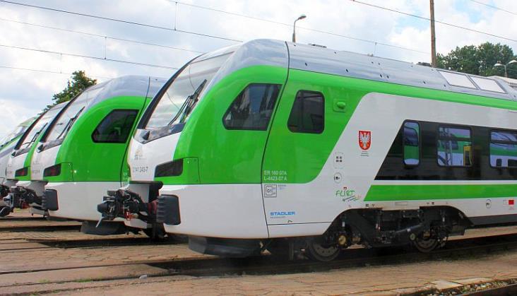 Koleje Mazowieckie Odebraly Kolejne Flirty Wszystko Na Temat Branzy Kolejowej Pkp Intercity Przewozy Regionalne Koleje Mazowieckie Rozklady Jazdy Pkp Kolej